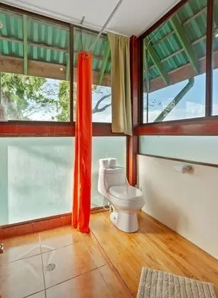 Panoramic Ağaç Ev, Okyanus Manzaralı (Garuda Treehouse)