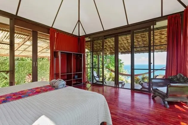 Tek Büyük Yataklı Oda (Bali)