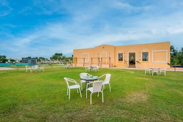 Oda, Bahçeli (with Lawn)