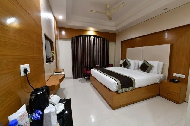 Deluxe Tek Büyük Yataklı Oda