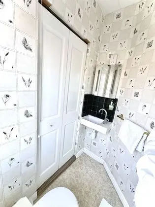 Basic Tek Büyük veya İki Ayrı Yataklı Oda, Özel Banyo, Tepe Manzaralı (Shower room)