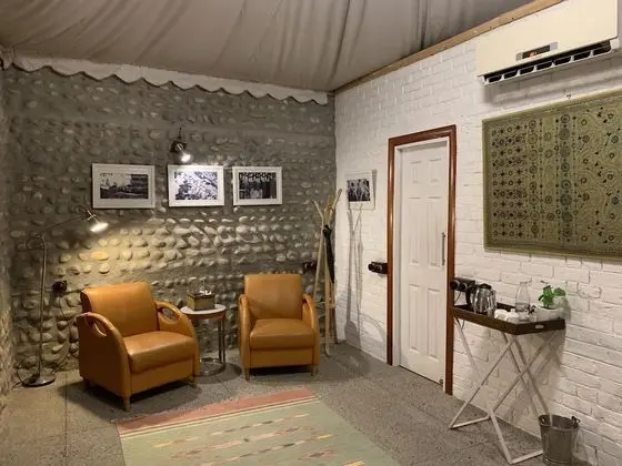 Luxury Tek Büyük Yataklı Oda
