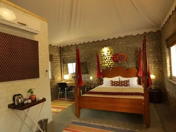 Luxury Tek Büyük Yataklı Oda
