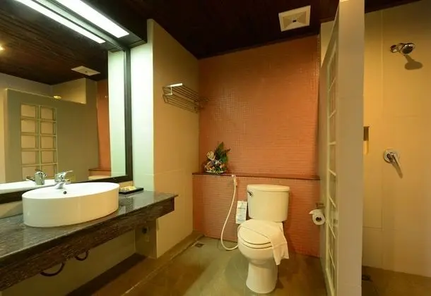 Deluxe Tek Büyük veya İki Ayrı Yataklı Oda, Deniz Manzaralı