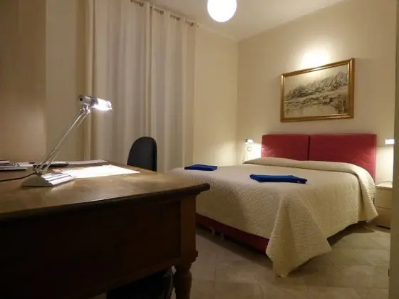 Tek Büyük veya İki Ayrı Yataklı Oda, Balkon