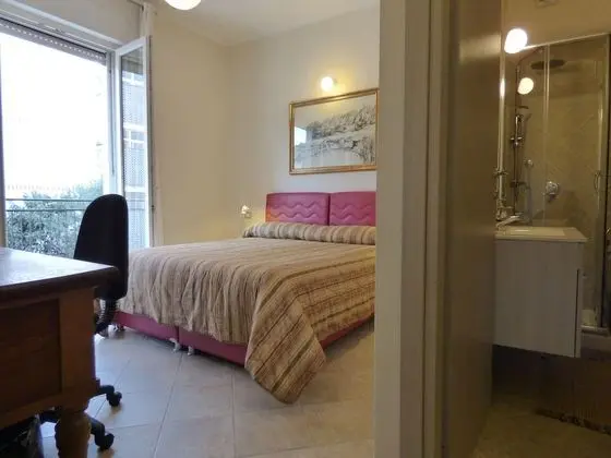 Tek Büyük veya İki Ayrı Yataklı Oda, Balkon