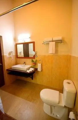 Deluxe Tek Büyük Yataklı Oda, Bahçe Manzaralı