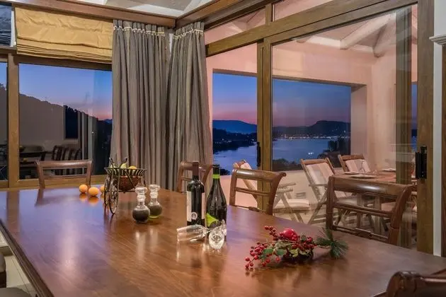 Deluxe Apart Daire, Deniz Manzaralı