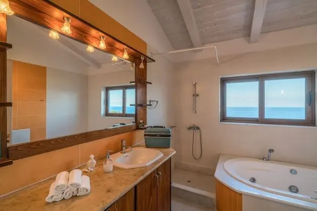 Deluxe Apart Daire, Deniz Manzaralı
