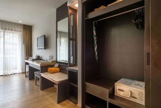 Superior Room (no view)