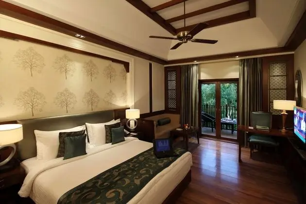 Super Deluxe Cottage with Balcony