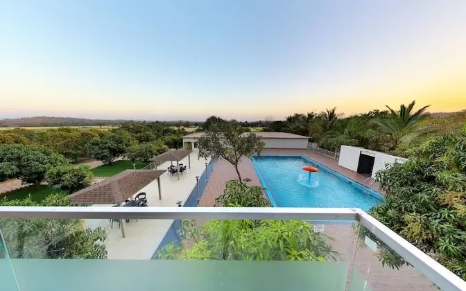 Luxury Oda, Balkon