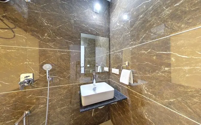 Luxury Oda, Balkon