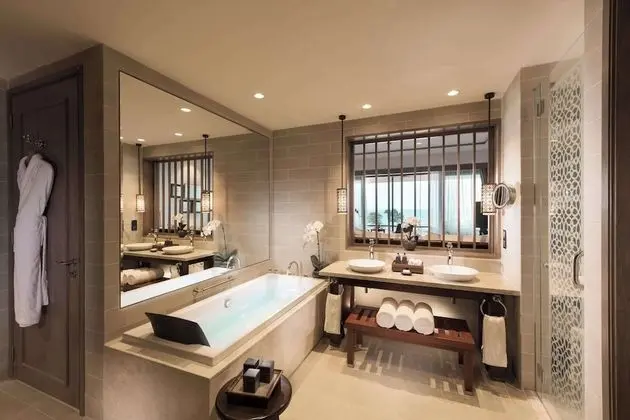 Deluxe Sea View Room