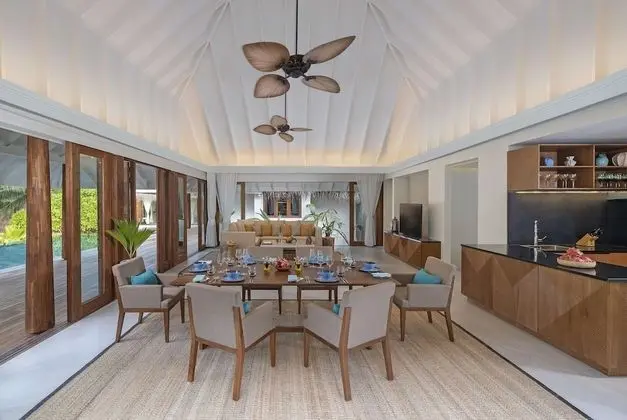 Two Bedroom Beach Pool Residence