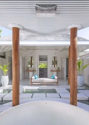 Two Bedroom Beach Pool Residence