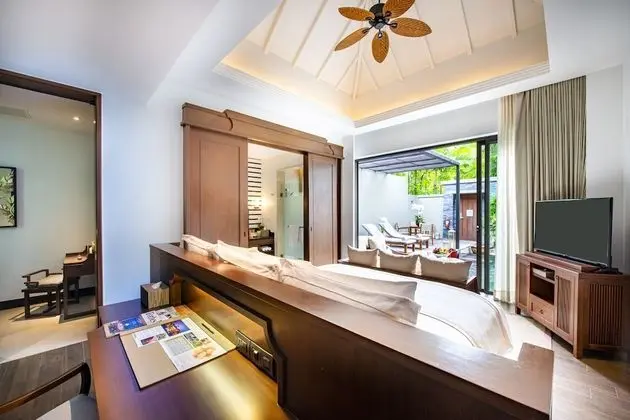 Deluxe Pool Villa