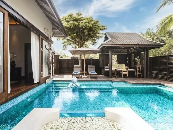 Lagoon Pool Villa