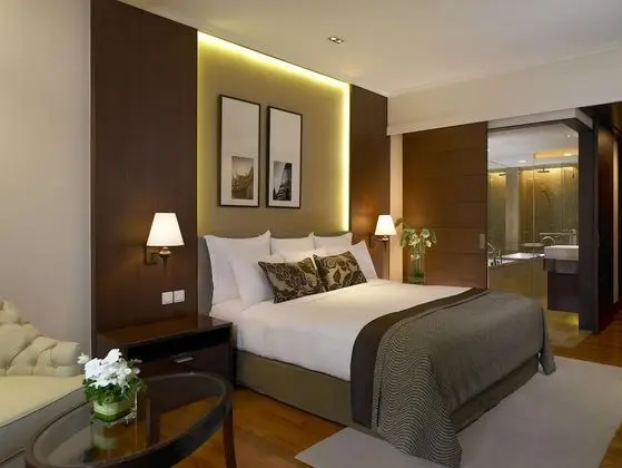 Deluxe River View Room