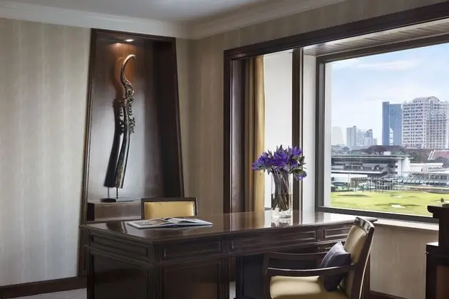 Luxury Süit, 1 En Büyük (King) Boy Yatak, Business Dinlenme Salonu Kullanımı (Siam Suite Room)