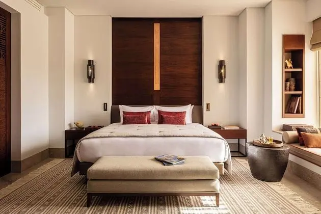 Deluxe Sahara View Suite