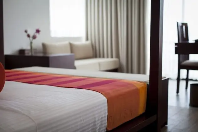 Deluxe Tek Büyük Yataklı Oda, 1 Yatak Odası, Kısmi Deniz Manzarası, Plaj Kenarı