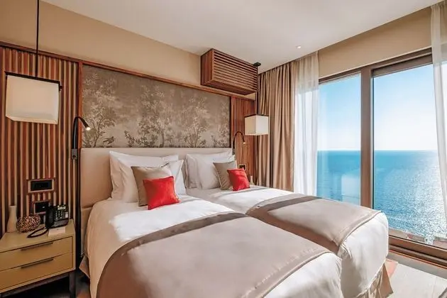 Duplex Deluxe Suite