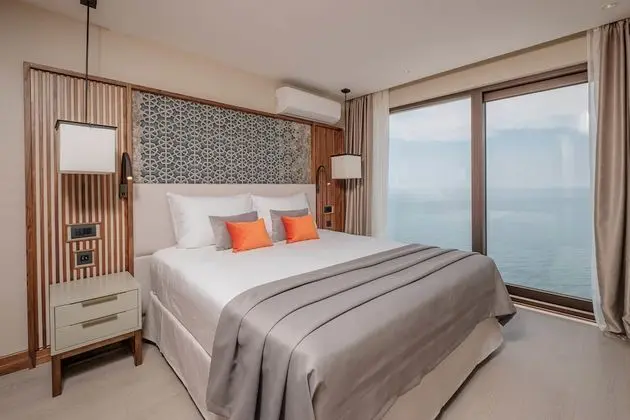 Duplex Deluxe Suite