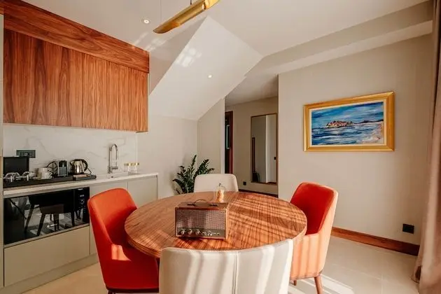Duplex Deluxe Suite
