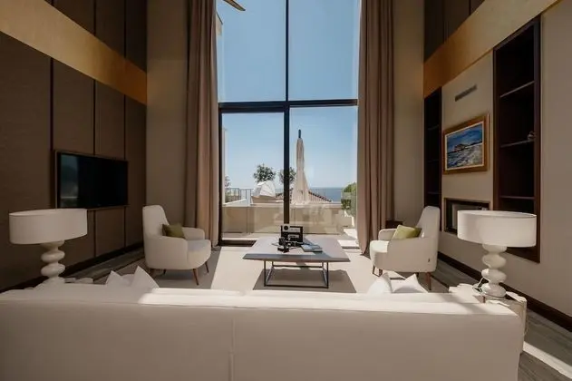 Signature Villa