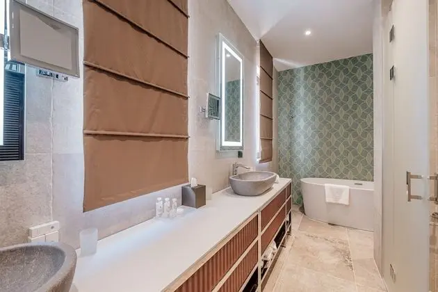 Signature Villa