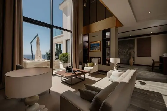 Signature Villa