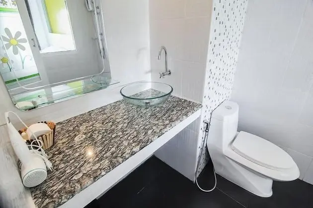 Deluxe Oda, Havuz Kullanımı, Havuz Manzaralı