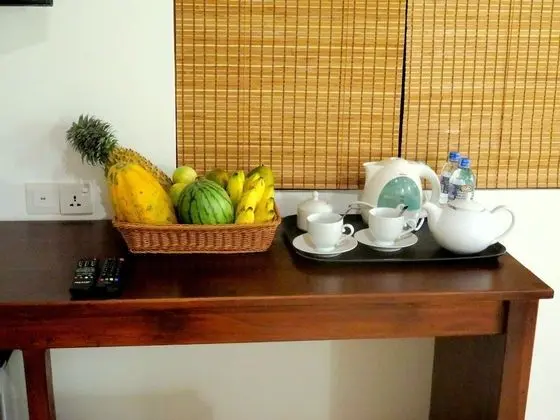 Deluxe Tek Büyük Yataklı Oda, Balkon, Okyanus Manzaralı