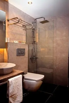 https://images.etstur.com/files/images/hotelImages/TR/214522/l/Anar-Hotel-Oda-321026.jpg