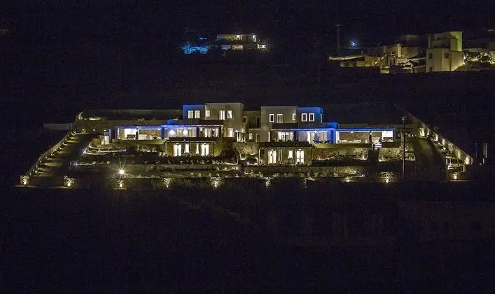 Grand Villa