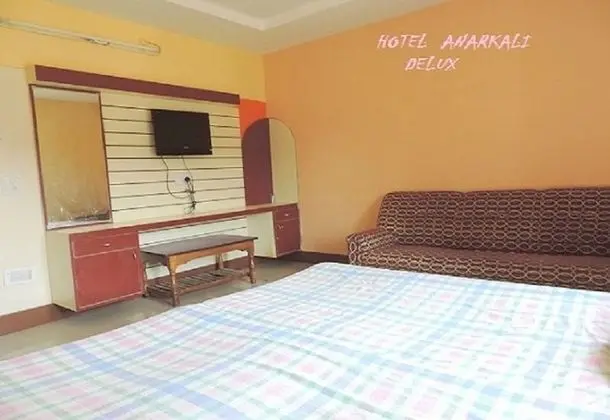 Tek Kişilik Oda, 1 Çift Kişilik Yatak