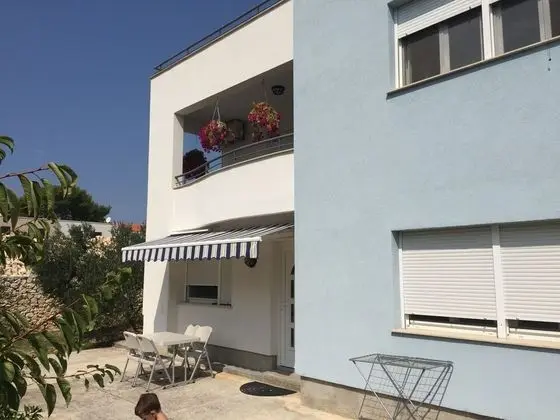 Apart Daire, Balkon, Bahçe Manzaralı