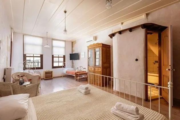 Residence with Panoramic View