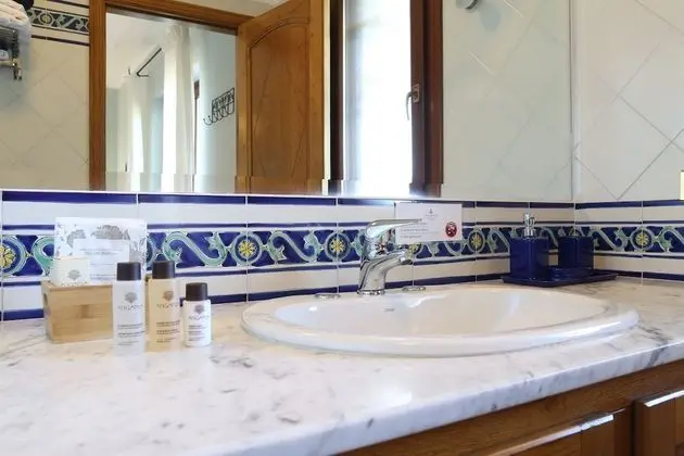 Deluxe Tek Büyük Yataklı Oda, 1 Büyük (Queen) Boy Yatak, Deniz Manzaralı