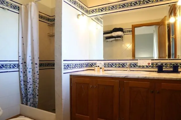 Deluxe Tek Büyük Yataklı Oda, 1 Büyük (Queen) Boy Yatak, Deniz Manzaralı