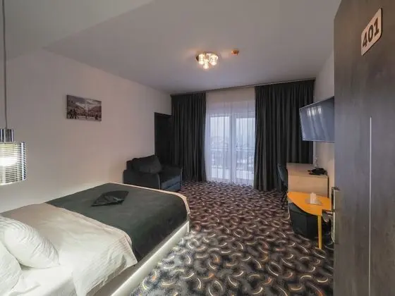 Luxury Tek Büyük Yataklı Oda