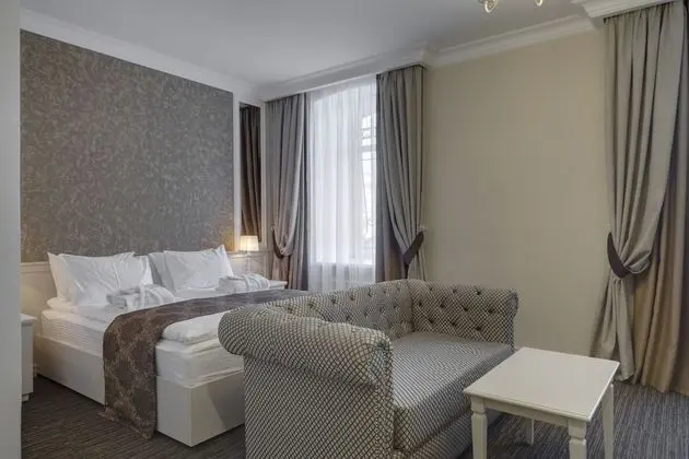 Deluxe Tek Büyük Yataklı Oda, 1 Çift Kişilik Yatak, Nehir Manzaralı
