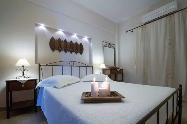 Stüdyo (First Floor)