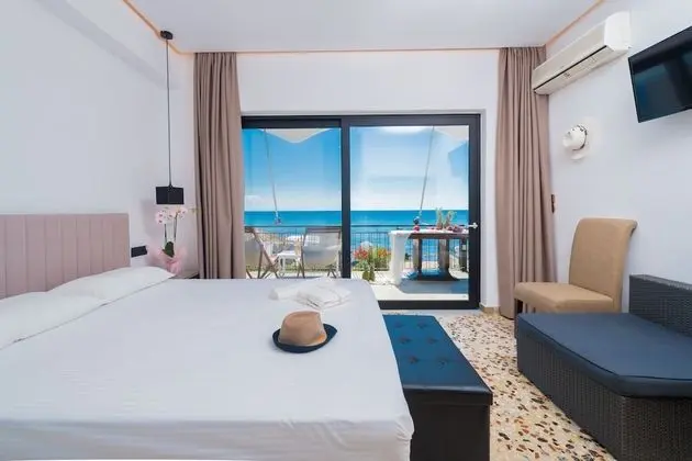 Deluxe Tek Büyük Yataklı Oda, Deniz Manzaralı