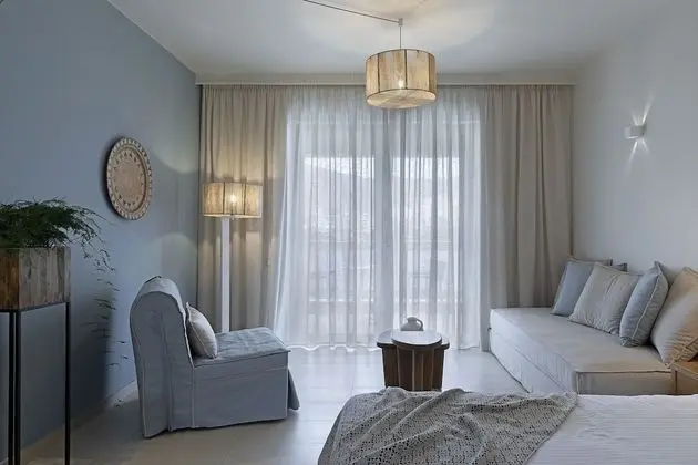 Superior Tek Büyük veya İki Ayrı Yataklı Oda, Kısmi Deniz Manzaralı