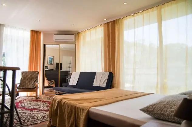 Luxury Dört Kişilik Oda, Havuz Manzaralı