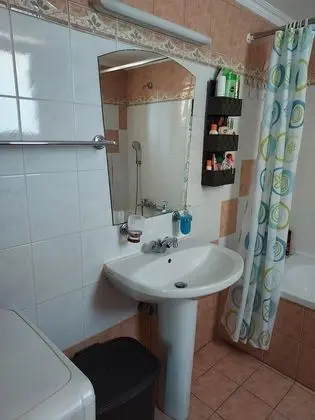 Deluxe Ev, 1 Büyük (Queen) Boy Yatak ve Çekyat, Bahçeli