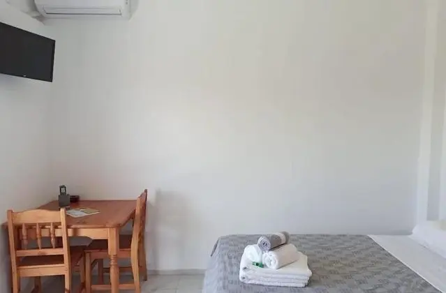 Tek Büyük Yataklı Oda (8 & 11)