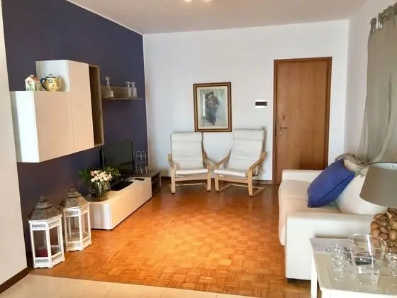 Apart Daire, 1 Yatak Odası, Göl Manzaralı